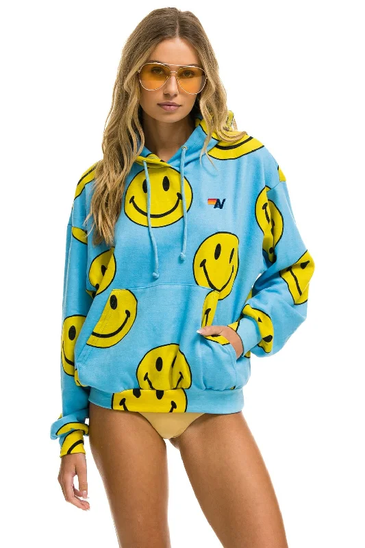 mens hoodie for modern, athletic fashion-SMILEY REPEAT RELAXED PULLOVER HOODIE - SKY