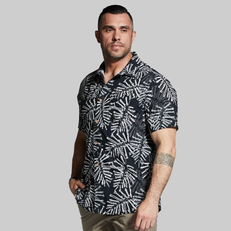 Men’s short-sleeve lilt tees-Voyager Button Up (Black Bone Palm)