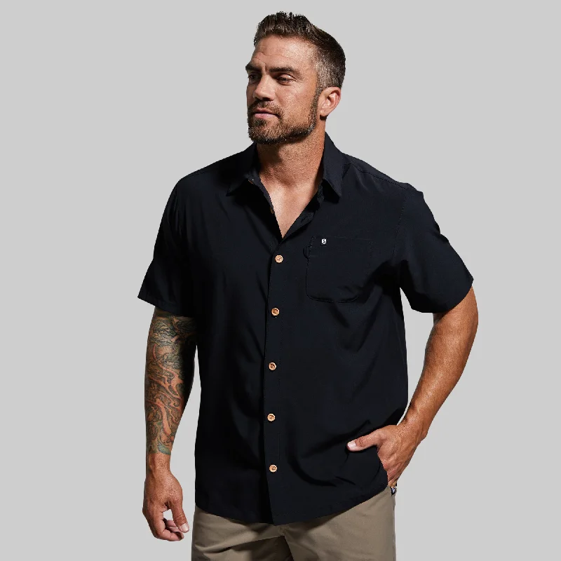 Men’s short-sleeve pelt tees-Voyager Button Up (Black)