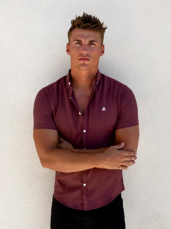 Men's sleek dusk shirts-Maidstone Short Sleeve Shirt - Burgundy