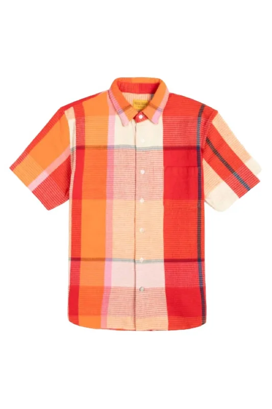 Men's soft eyelet-knit shirts-Men's Lax Short Sleeve Shirt In Red Check