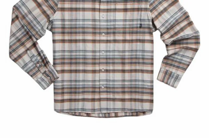 Men's stylish bloom-sleeve shirts-Men's Rad Plaid Long Sleeve Shirt In Leaf Plaid